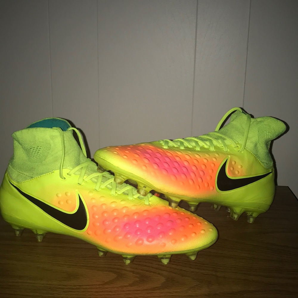 NIKE Magista obra, men’s 10.5